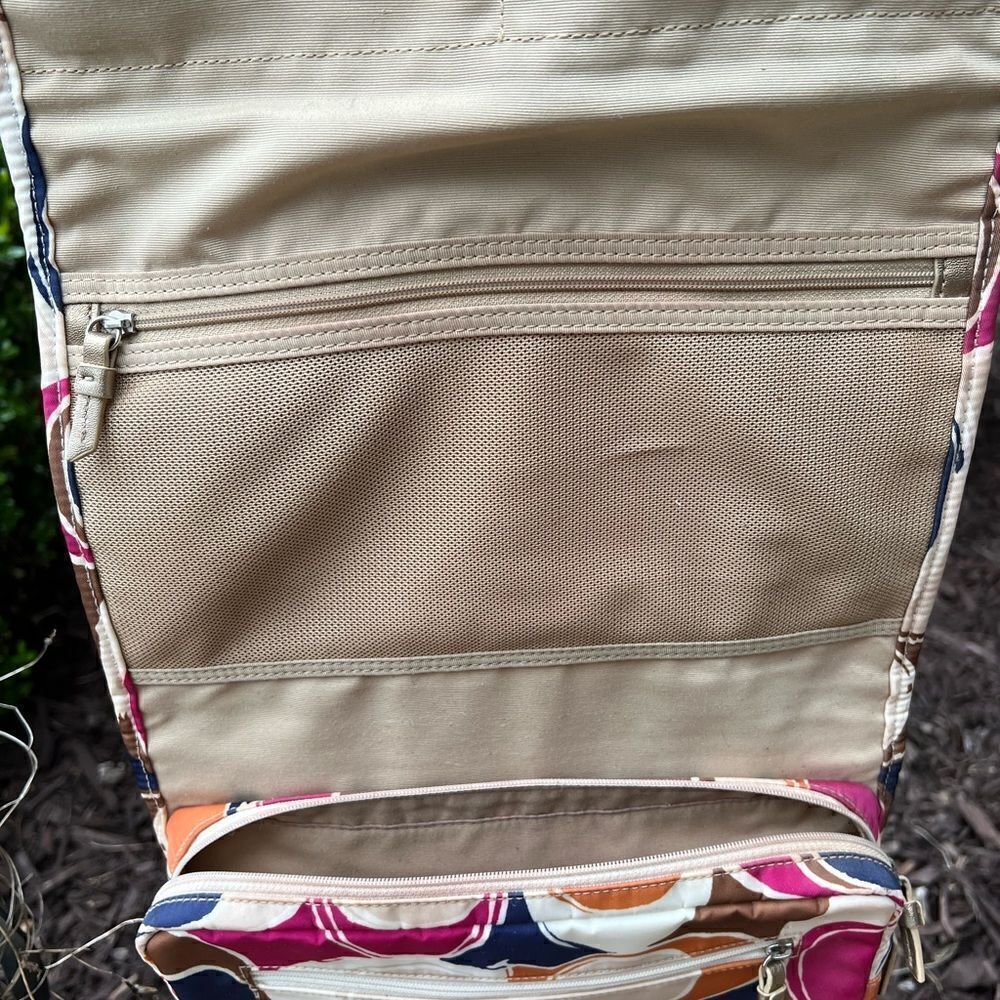 Coach signature satin hanging cosmetic toiletry bag - Picture 4 of 11